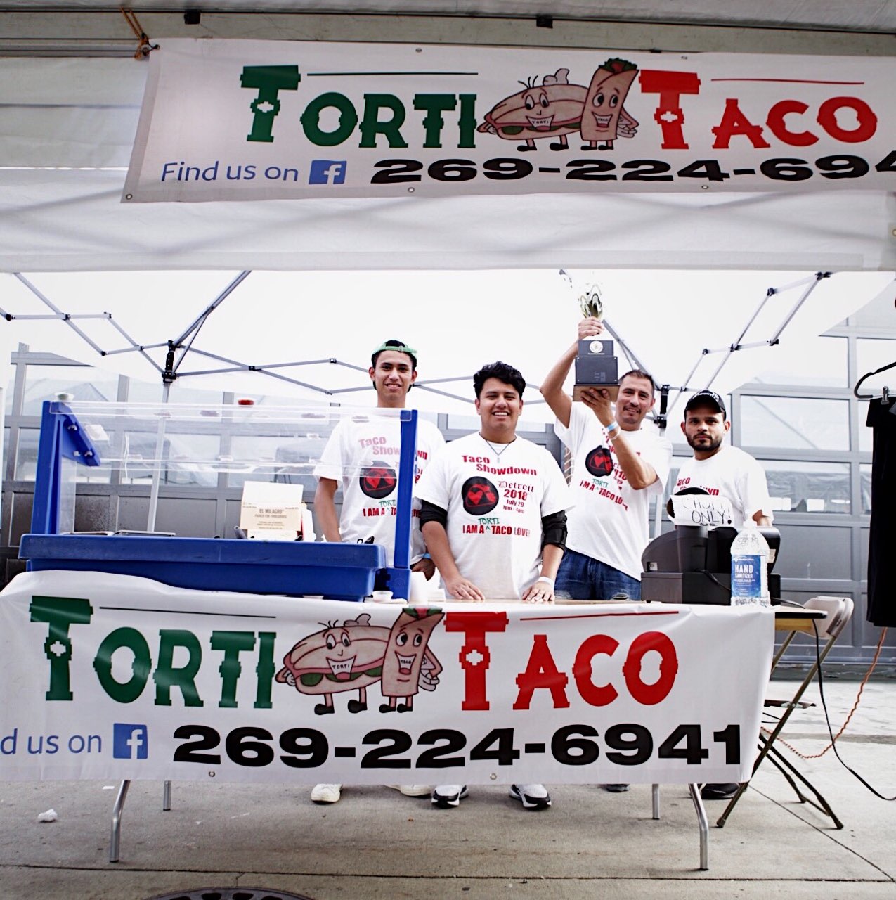 Torti Taco crew holding a trophy at a food festival